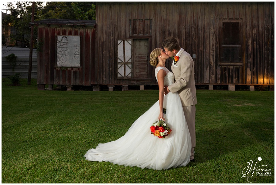 Houston Wedding Photographer | Butler's Courtyard | Lyncca Harvey Photography