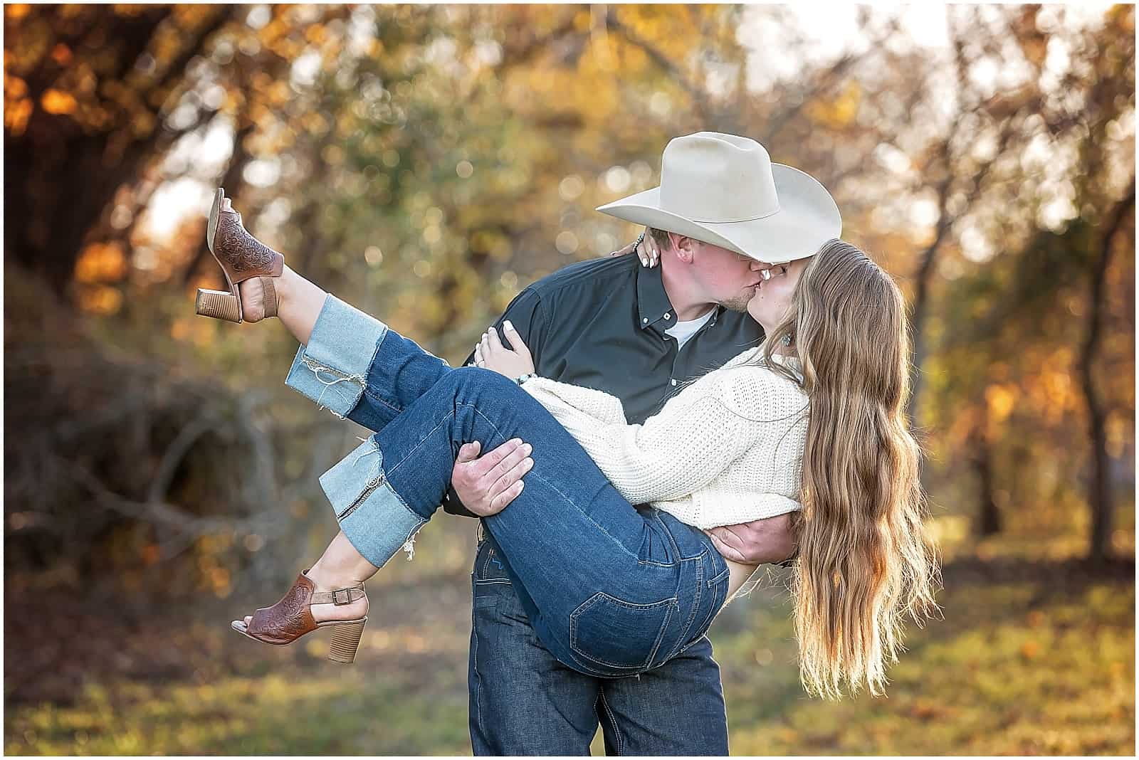 Weatherford Equestrian Engagement Session | Lyncca Harvey Photography